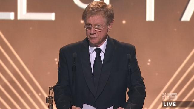 Kerry O'Brien makes a speech after being inducted into the Logie's Hall of Fame. Picture: Nine