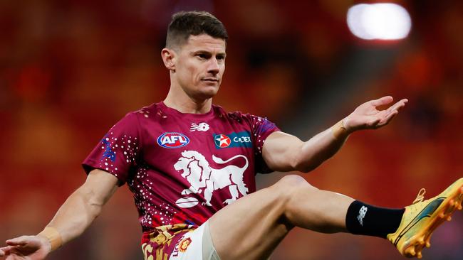 SYDNEY, AUSTRALIA - SEPTEMBER 14: Dayne Zorko of the Lions warms up before the 2024 AFL First Semi Final match between the GWS GIANTS and the Brisbane Lions at ENGIE Stadium on September 14, 2024 in Sydney, Australia. (Photo by Dylan Burns/AFL Photos via Getty Images)