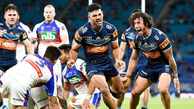 GOLD COAST, AUSTRALIA - SEPTEMBER 25: Brian Kelly of the Titans celebrates scoring a try during the round 20 NRL match between the Gold Coast Titans and the Newcastle Knights at Cbus Super Stadium on September 25, 2020 in Gold Coast, Australia. (Photo by Matt Roberts/Getty Images)