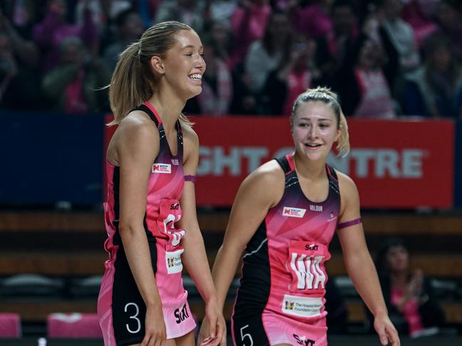 Lauren Frew and Thunderbirds’ teammate Georgie Horjus. Picture: Getty Images