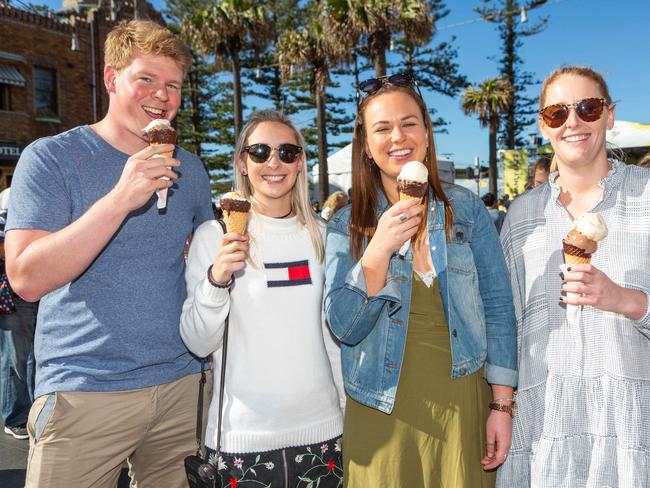 Adam Snitch, Harriet Zwart, Tamsin Delaney and Brooke Millar from New Zealand at the 2018 Manly Jazz festival. (AAP Image/Jordan Shields)