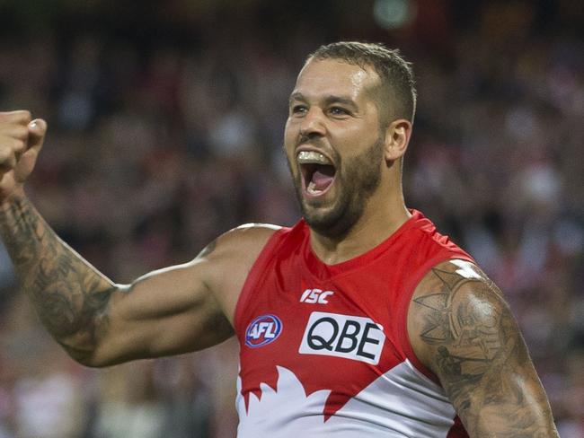 Lance Franklin of the Swans celebrates after kicking a goal after the full-time hooter during the Round 12 AFL match between the Sydney Swans and the West Coast Eagles at the SCG in Sydney, Sunday, June 9, 2019. (AAP Image/Craig Golding) NO ARCHIVING, EDITORIAL USE ONLY