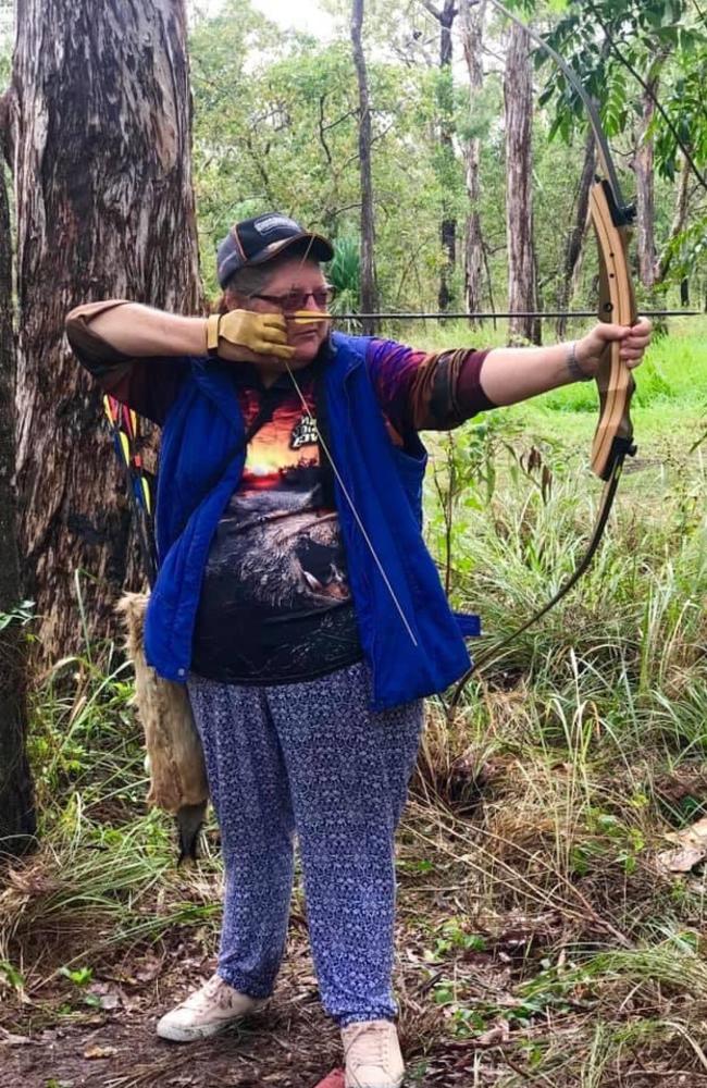 Mackay and District Bowmen Club president Debbie Lamb shooting her recurve bow. Picture: Supplied.