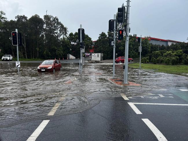 Severe thunderstorm warning issued for the Gold Coast. The rain hit Coomera. Photo: Red Trailer Shakeups