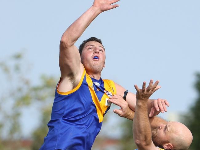 Scott Greenhough in action for Deer Park in the WRFL. Picture: Local Legends Photography