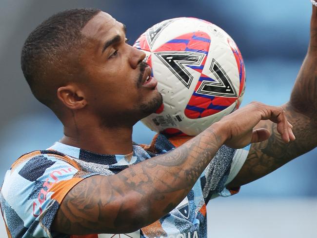 SYDNEY, AUSTRALIA - NOVEMBER 10: Douglas Costa de Souza of Sydney FC warms up during the round four A-League Men match between Sydney FC and Macarthur FC at Allianz Stadium, on November 10, 2024, in Sydney, Australia. (Photo by Mark Metcalfe/Getty Images)