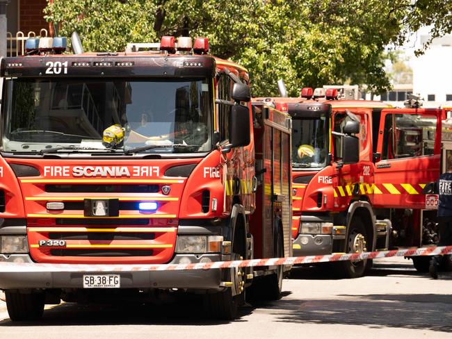 ADELAIDE/ KAURNA YARTA, AUSTRALIA - NewsWire Photos JANUARY 17 2024: MFS Firetrucks on Norman Street, Adelaide. Picture: NCA NewsWire / Morgan Sette