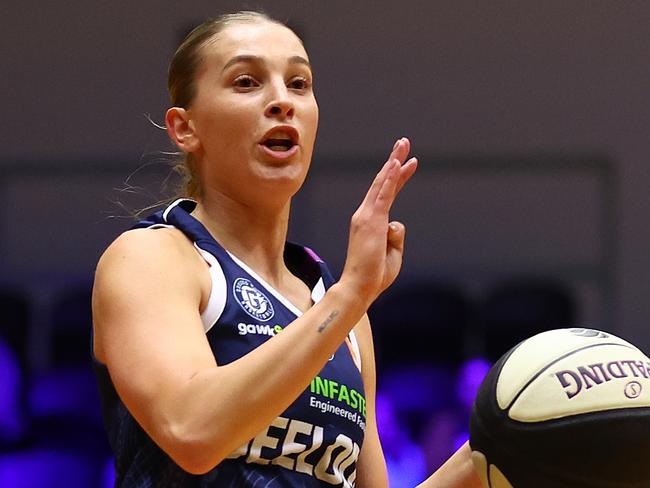 Geelong United guard Jaz Shelley started brightly in round 2 with an early assist and three-pointer in the opening minute. Picture: Graham Denholm/Getty Images