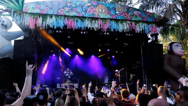 Bliss n Eso on stage at GC500 on Friday. Picture: Supplied