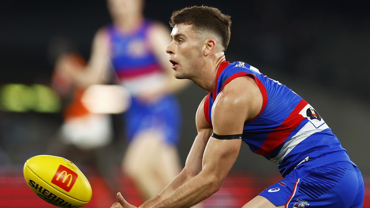 Josh Dunkley of the Bulldogs. Photo by Daniel Pockett/Getty Images