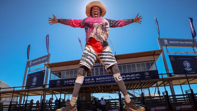 Rodeo athlete Dexter Dick at the Mount Isa Rodeo. Photo: Peter Wallis.