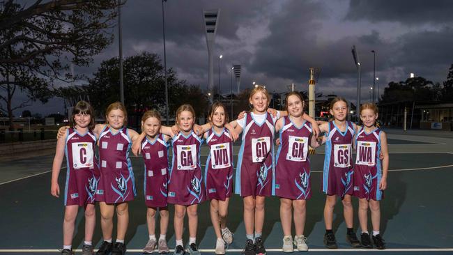 Modewarre Sapphires under-11 netball team.