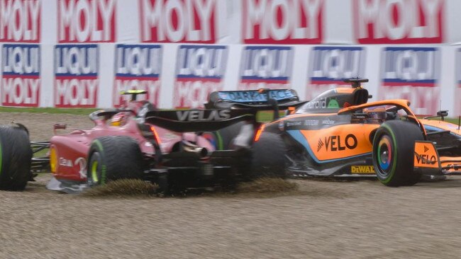 Image of Sainz and Ricciardo after their collision