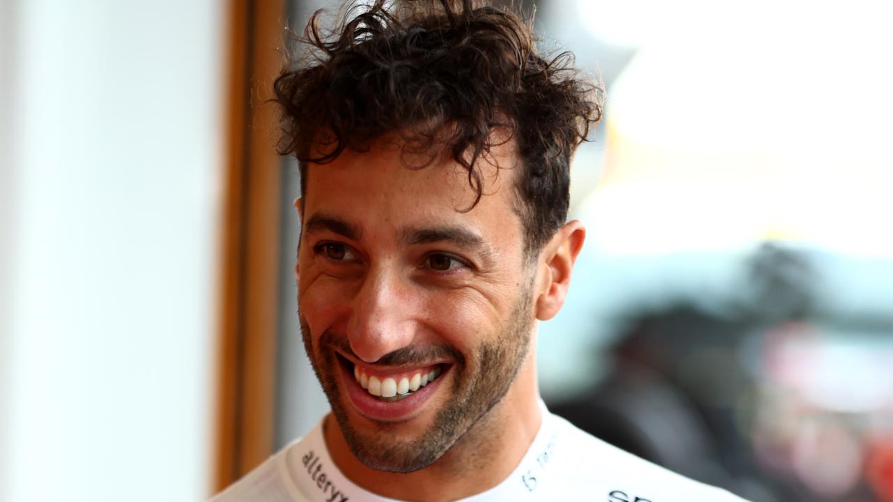 Italian Grand Prix 2022: Daniel Ricciardo haunts Pierre Gasly video, F1 ...