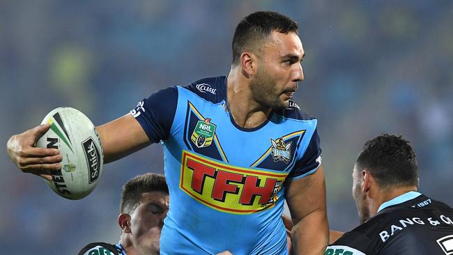 Ryan James of the Titans during the Round 8 NRL match between the Gold Coast titans and the Cronulla Sharks at Robina Stadium on the Gold Coast, Saturday, April 28, 2018. (AAP Image/Dave Hunt) NO ARCHIVING, EDITORIAL USE ONLY