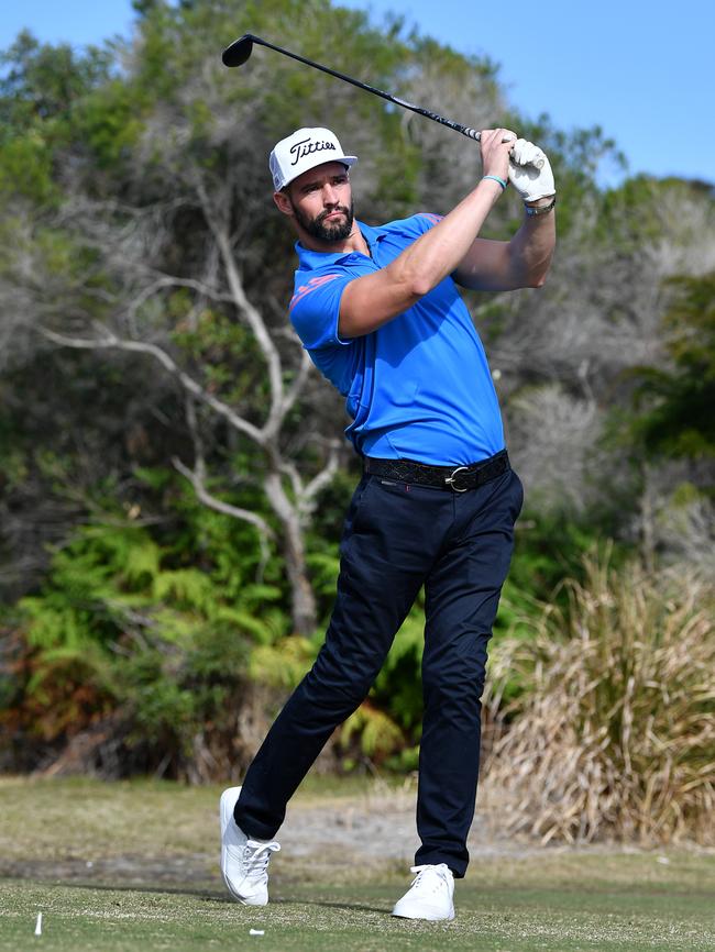 Kris Smith stays active by playing golf. Picture: Joel Carrett