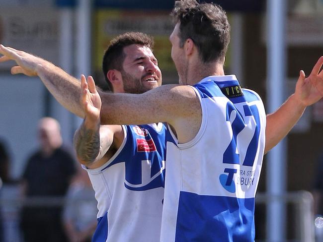 Sunbury Kangaroos pair David House and Brenton Sutherland played key roles in their team’s 13th consecutive win. Picture: Aaron Cook