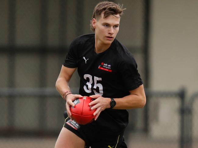 MELBOURNE, AUSTRALIA - NOVEMBER 15: Corey Preston of Vic Metro in action during the 2021 NAB AFL Draft Victoria Training Day at Trevor Barker Oval on November 15, 2021 in Melbourne, Australia. (Photo by Michael Willson/AFL Photos via Getty Images)