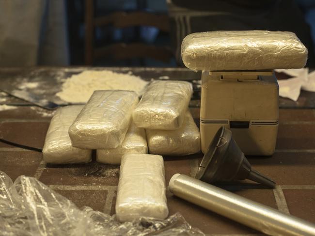 400 kilograms of cocaine has allegedly sparked a major feud between NSW Police and the AFP.