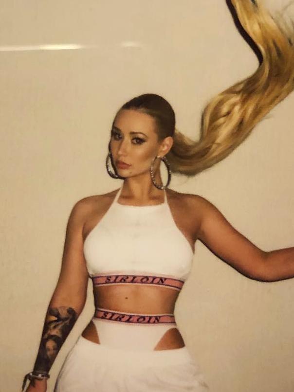 Iggy gives her hair the flick at Coachella in April. Picture: @thenewclassic/Instagram