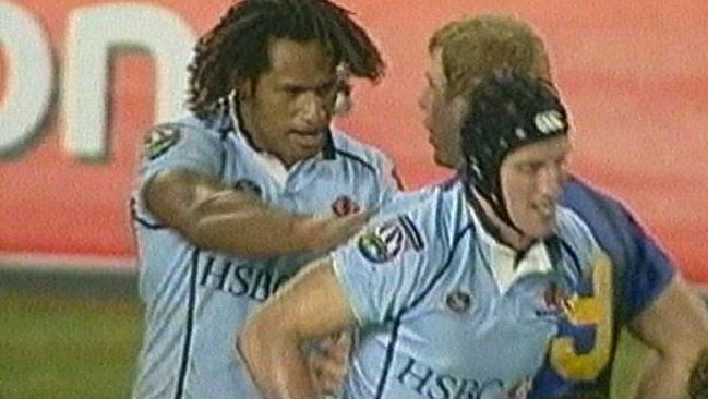Lote Tuqiri, pushes teammate Sam Norton-Knight.