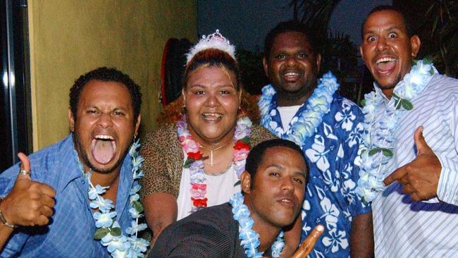 Wilfred, Mel (birthday girl), Waine, Steven and Bai Tapau at Mantaz Club and Bar Pic Bryan Lynch AD395030