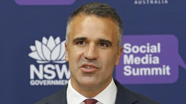 SYDNEY, AUSTRALIA - NewsWire Photos OCTOBER 10 , 2024:  South Australian Premier Peter Malinauskas speaks at a Press conference at the  Social Media Summit at ICC Darling Harbour Sydney. Picture: NewsWire / John Appleyard