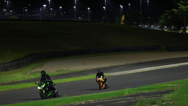 MotoSchool coaches follow riders at Sydney Motorsport Park. Photo: MotoSchool/SDpics