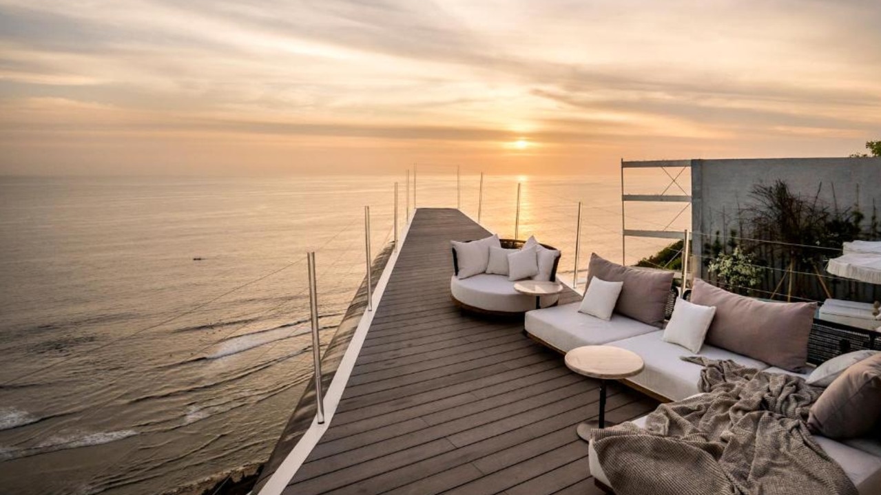 And the deck with the wing hanging over Nyang Nyang Beach in Uluwatu. Picture: Booking.com