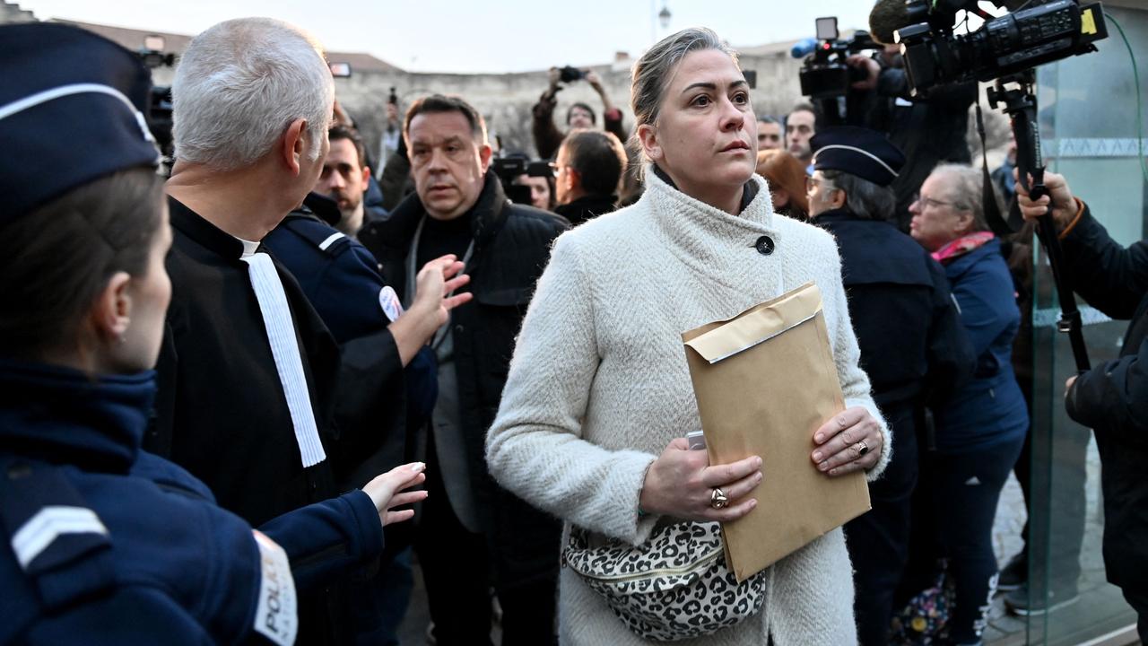 (From Right) Caroline Darian, David Pelicot and Florian Pelicot arrive at the courthouse in Avignon. Picture: Sylvain THOMAS / AFP)