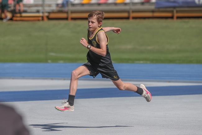 AIC Track &amp; Field Championships from QSAC, Photos by Stephen Archer