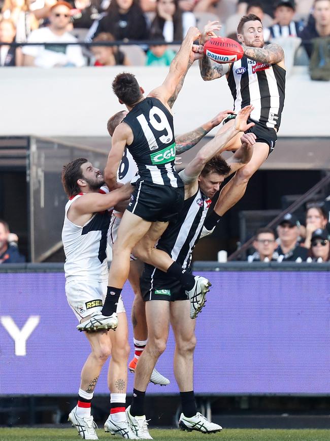 Pies high flyer Jeremy Howe attempts a huge mark over Jordan Roughead last year. Picture: MICHAEL WILLSON/AFL PHOTOS