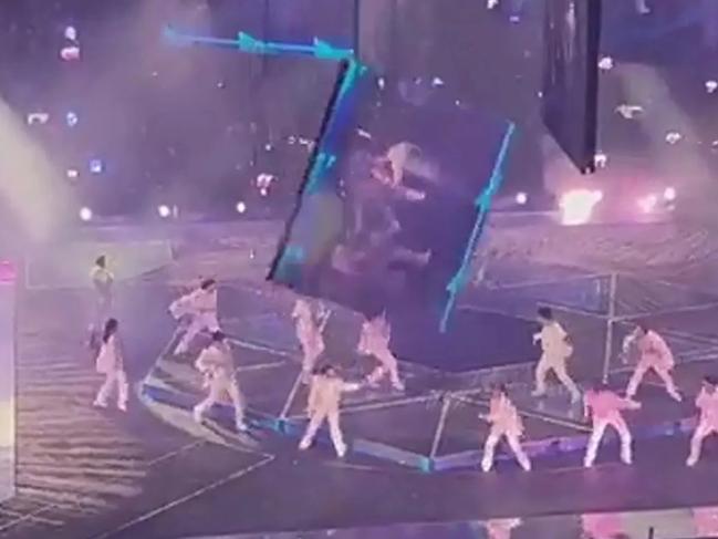 A huge video screen fell on boy band Mirror on Thursday. Picture: @iamkingjer/Twitter