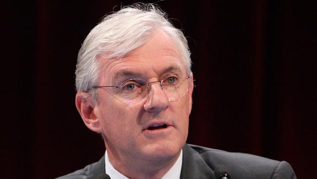 FFA chairman Steven Lowy is at war with A-League clubs.