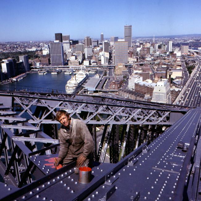 Hogan working on the Harbour Bridge in 1971. Picture: John Carnemolla/Corbis via Getty Images