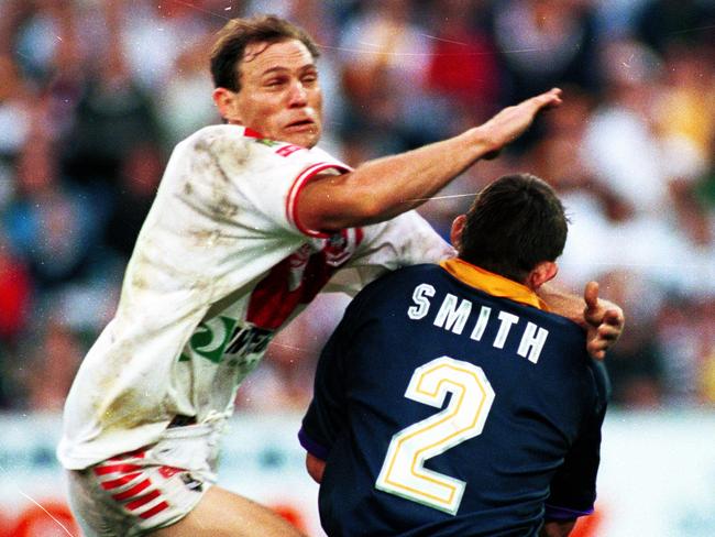 Dragons fans will never forgive Melbourne for their controversial loss in the 1999 grand final.