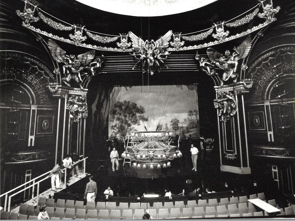 Preparations for the Princess Theatre for the Phantom of the Opera in December 1991