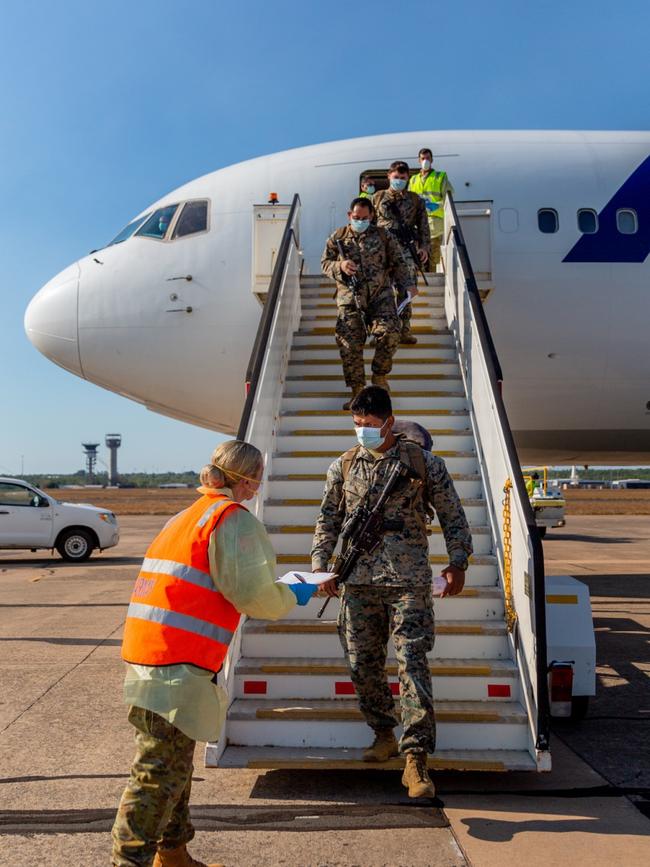 The final wave of US Marines arrive at RAAF Base Darwin. Picture: Sarah Marshall
