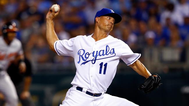 Jeremy Guthrie pitching for the Kansas City Royals.