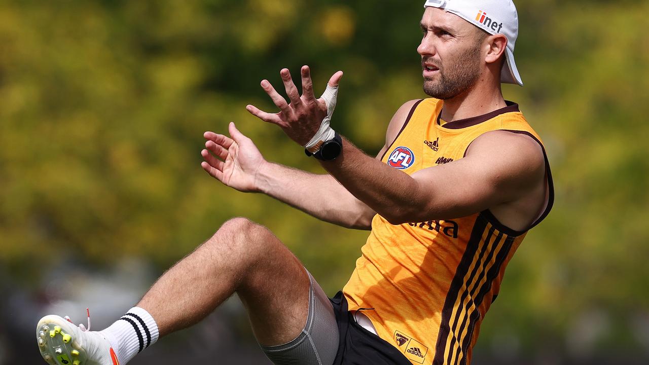 Jack Gunston returned to Hawthorn’s line-up in round 1 after a serious back injury ruined his 2021 season. Picture: Michael Klein