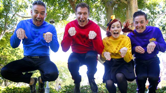 Best of the Wiggles : Anthony Field, Anthony Field, Lachy Gillespie, Simon  Pryce, Emma Watkins: Movies & TV 