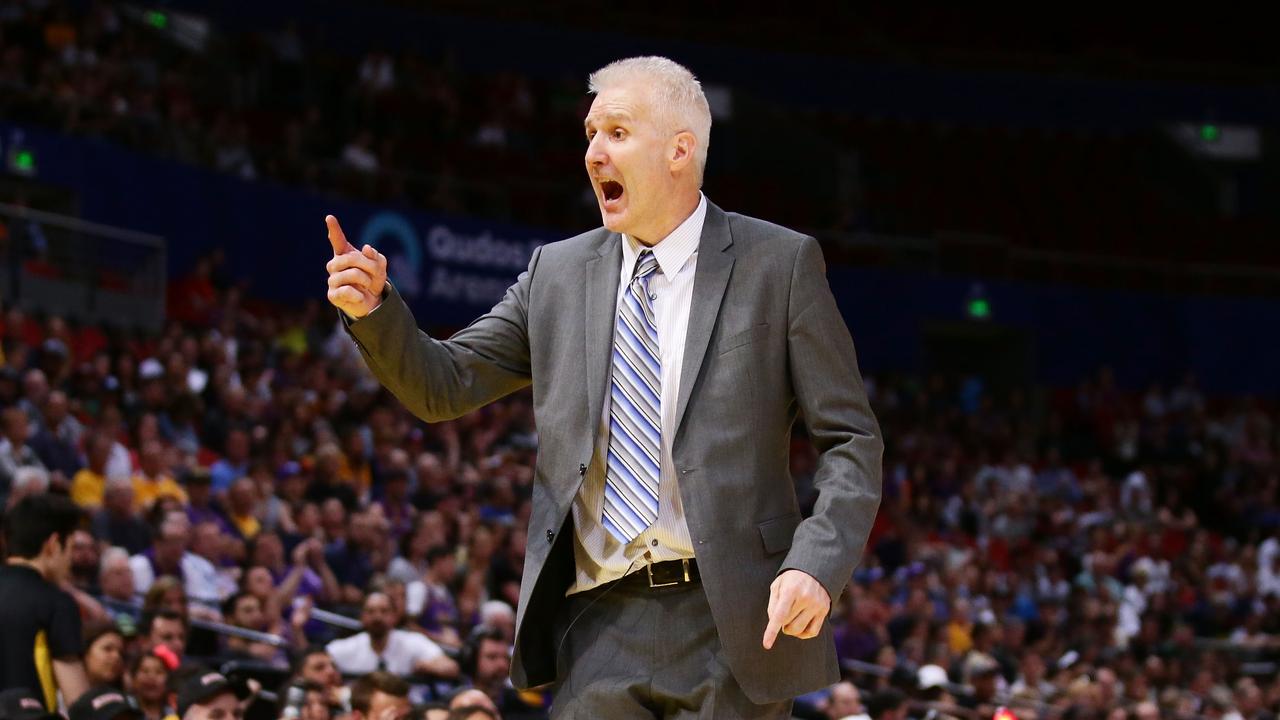 Aussies in tears as Andrew Gaze breaks down on live TV after Boomers' win  at Tokyo Olympics 2020