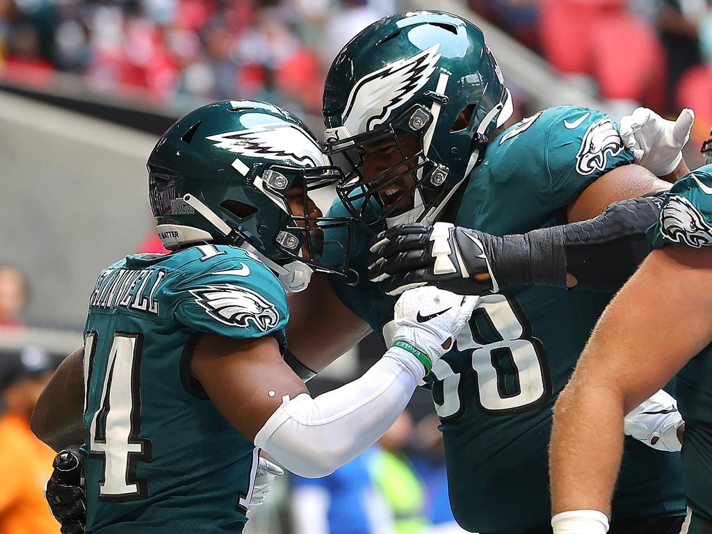 Eagles star Jordan Mailata hits a home run on The Masked Singer