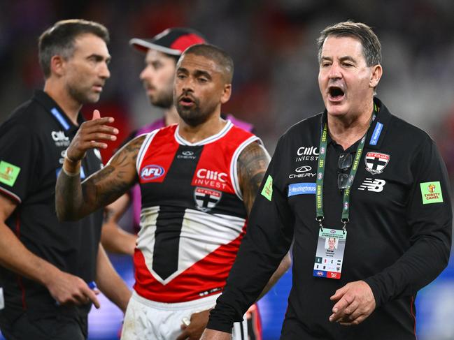 Coach Ross Lyon was not happy. Picture: Quinn Rooney/Getty Images
