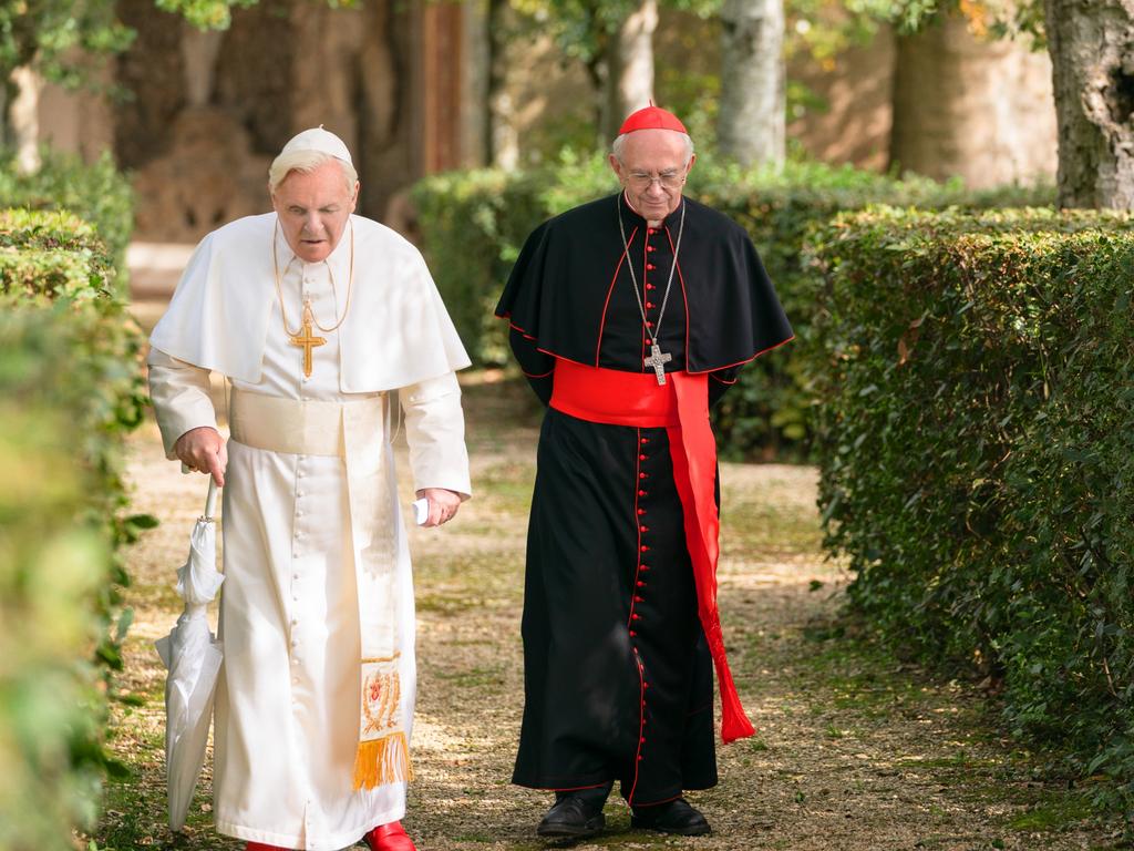 Seasoned professionals Anthony Hopkins and Jonathan Pryce.