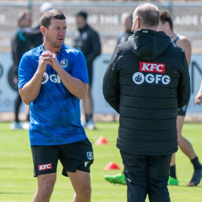 Josh Carr (left) with Ken Hinkley. Picture: NCA NewsWire / Naomi Jellicoe