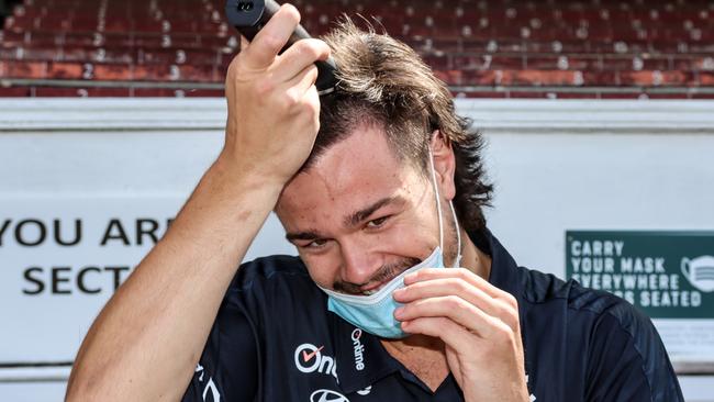 Carlton forward Jack Silvagni took clippers to his hair at Ikon Park as a show of support for teammate Sam Docherty.