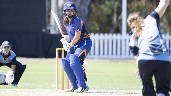 Caity Mair batting earlier in the season. (AAP Image/Renae Droop)