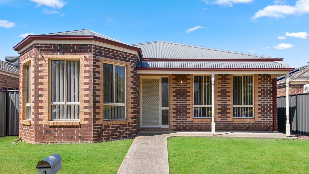 3 Leighton Green, Derrimut, Vic 3026 - for herald sun real estate