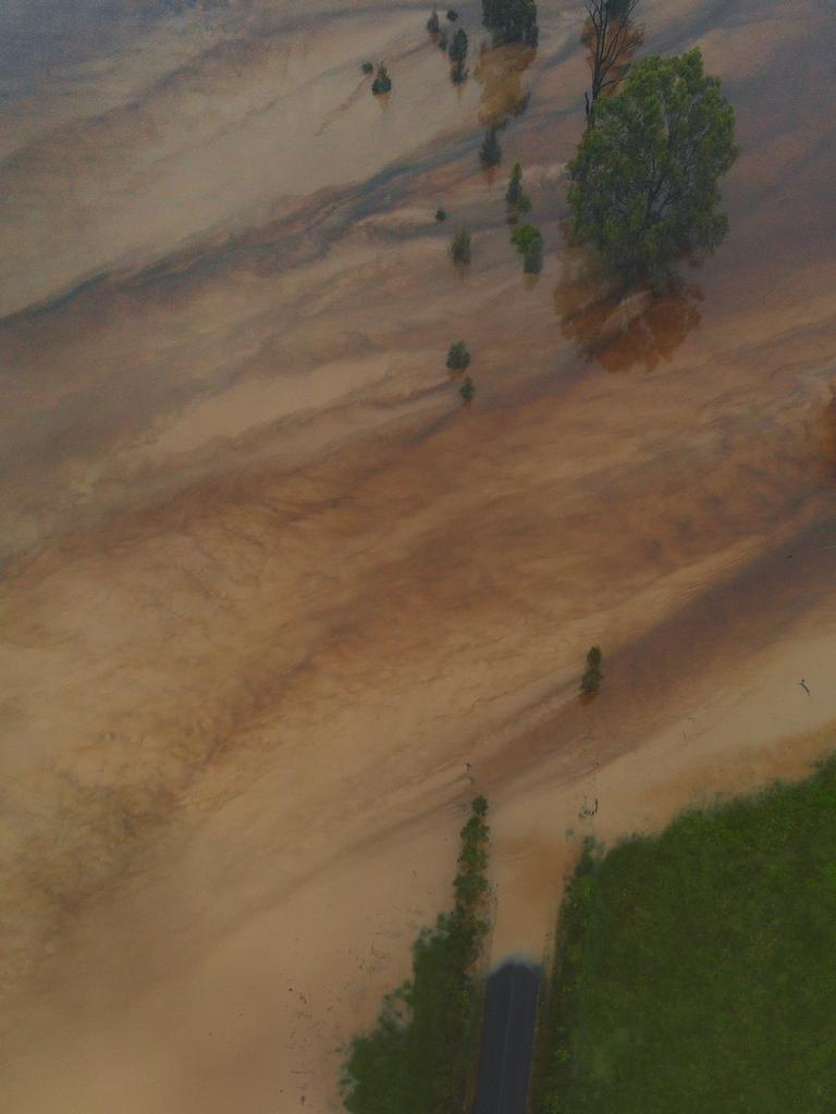 Spectacular drone footage of the flooding near Coutts Crossing as major flooding hit the area by drone photographer Sharn Domatas